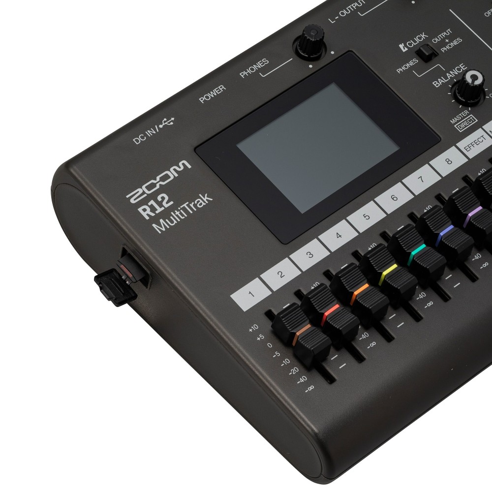 Zoom R12 MultiTrak Digital Recorder