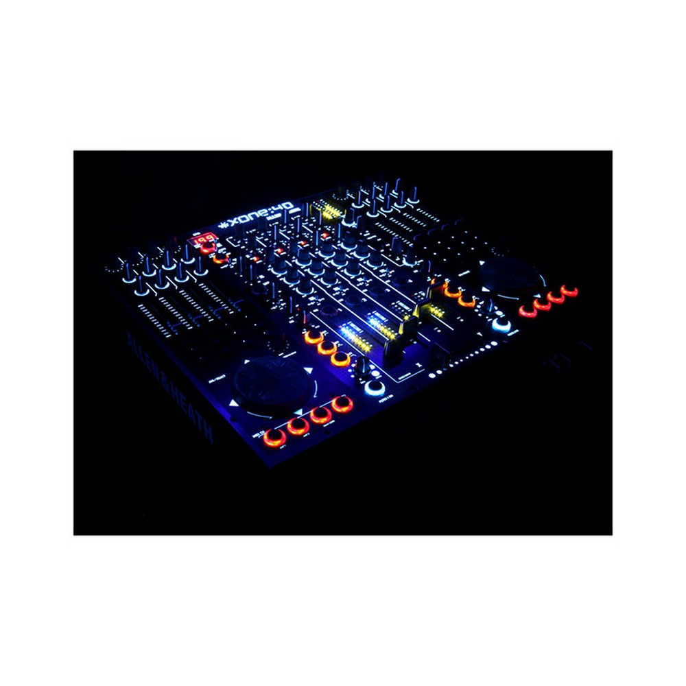 Allen & Heath XONE:4D DJ Mixer 