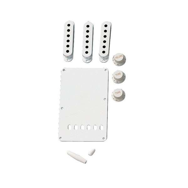 Fender Stratocaster Accessory Kit - White (991362000)